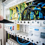instalasi panel listrik